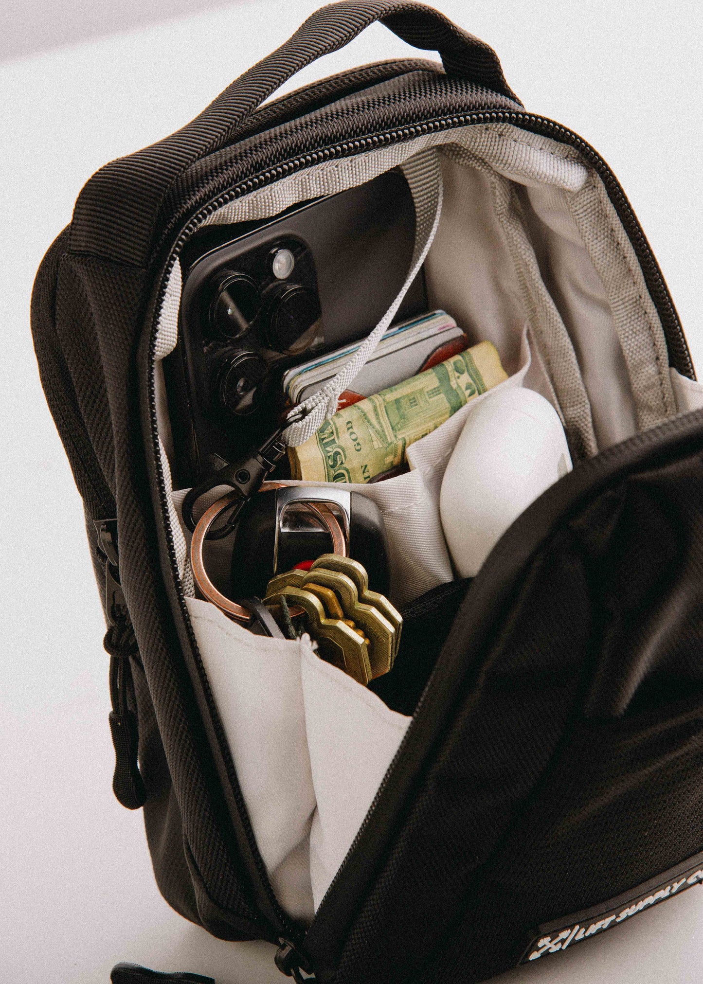 Go Anywhere Magnetic Bag