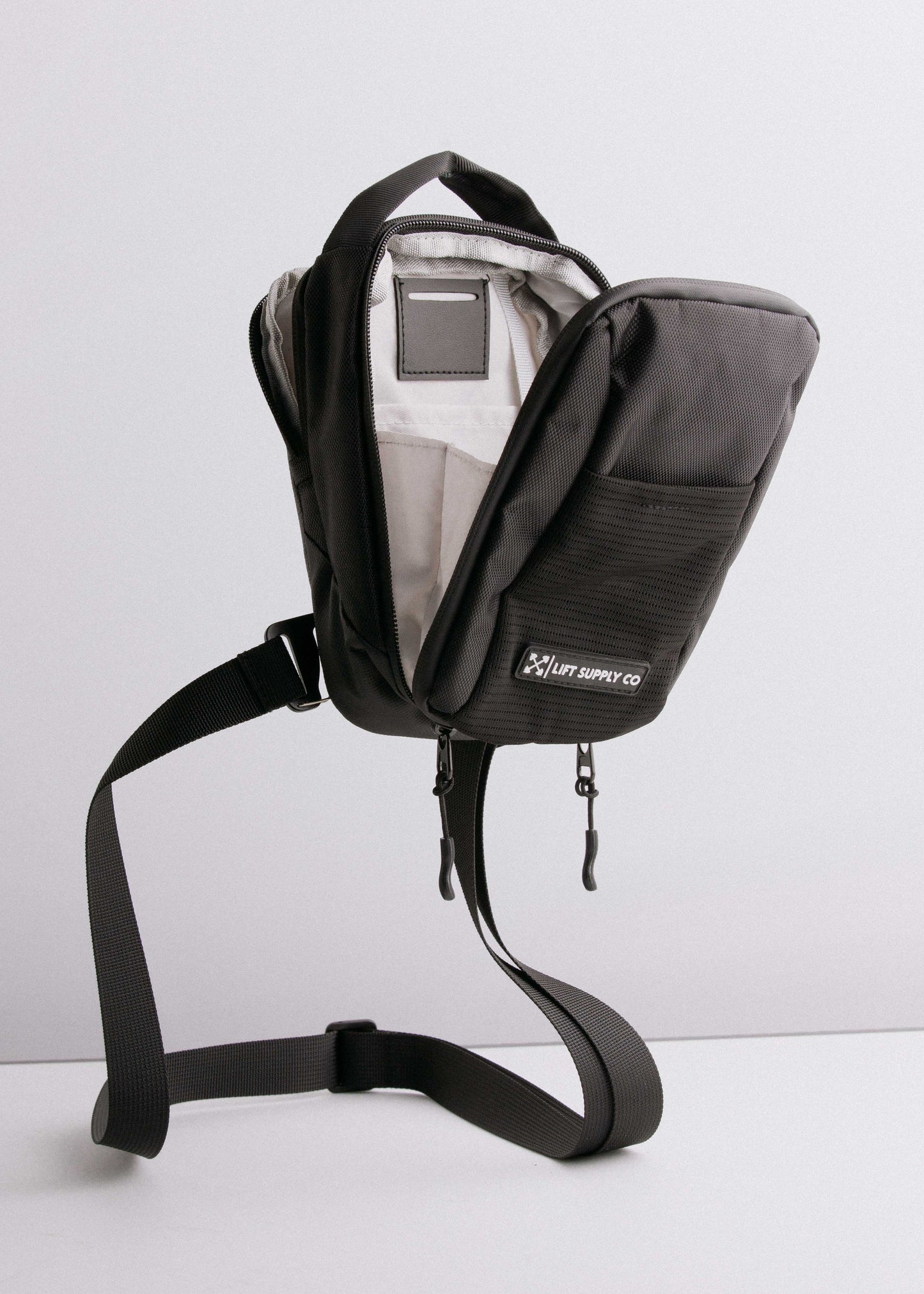 Go Anywhere Magnetic Bag